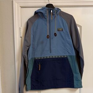 L.L. Bean Men's Blue and Gray Windbreaker